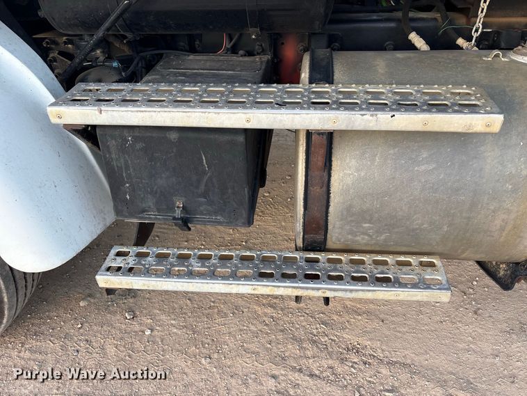 image for item EU0856 2003 Sterling L8500 dump truck