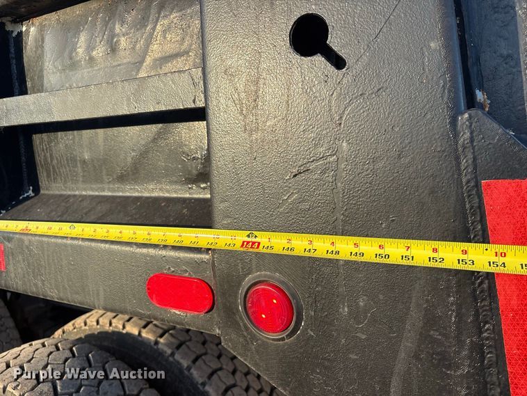 image for item EU0856 2003 Sterling L8500 dump truck