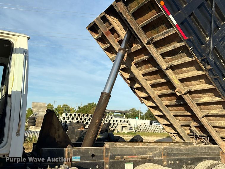 image for item EU0856 2003 Sterling L8500 dump truck