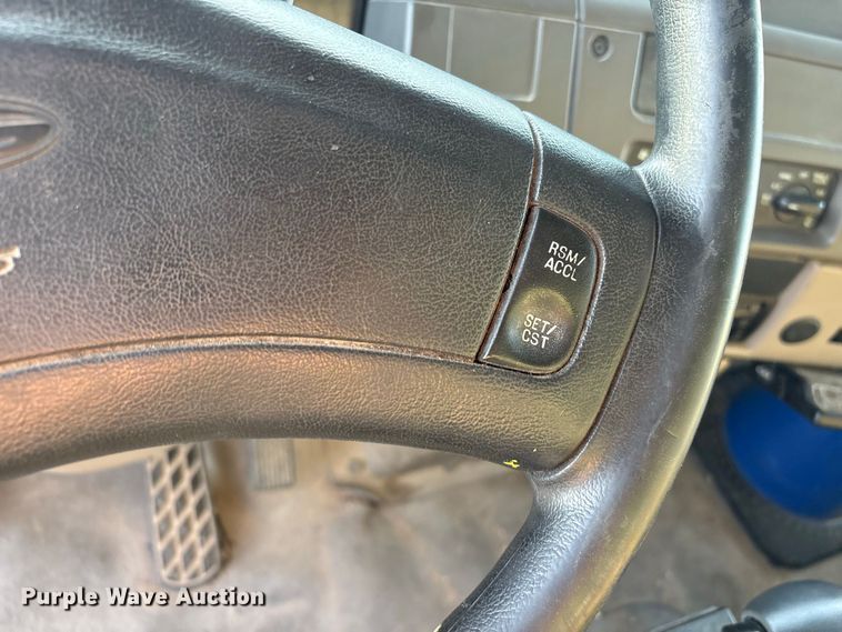 image for item EU0856 2003 Sterling L8500 dump truck