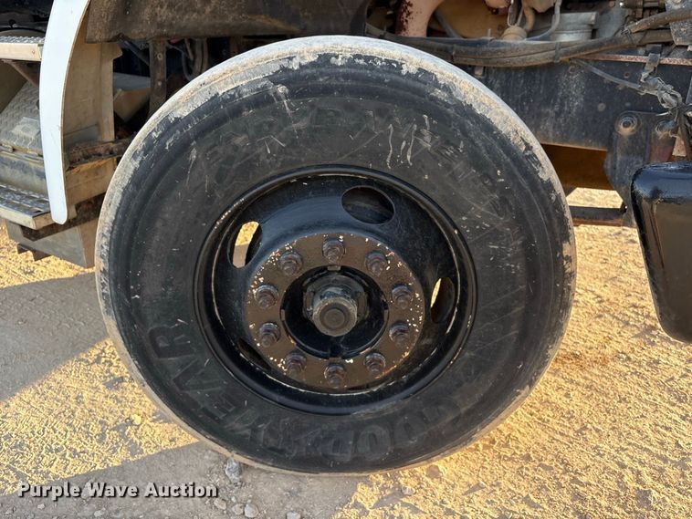 image for item EU0856 2003 Sterling L8500 dump truck
