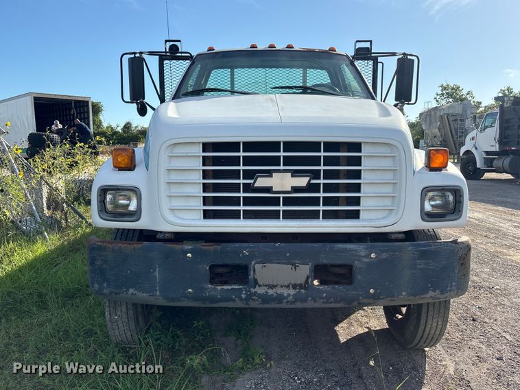 image for item EU0857 1999 Chevrolet C7 flatbed truck