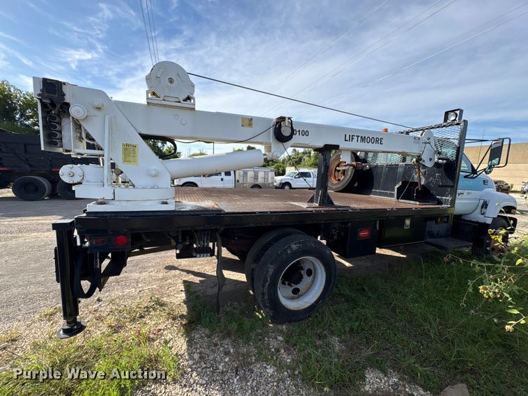 image for item EU0857 1999 Chevrolet C7 flatbed truck