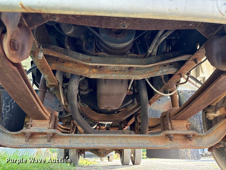 image for item EU0857 1999 Chevrolet C7 flatbed truck