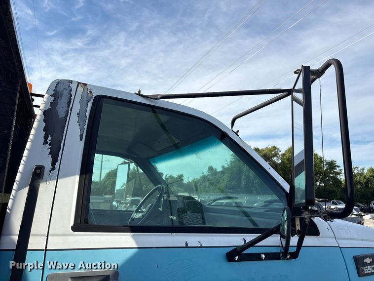 image for item EU0857 1999 Chevrolet C7 flatbed truck