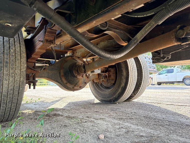 image for item EU0857 1999 Chevrolet C7 flatbed truck