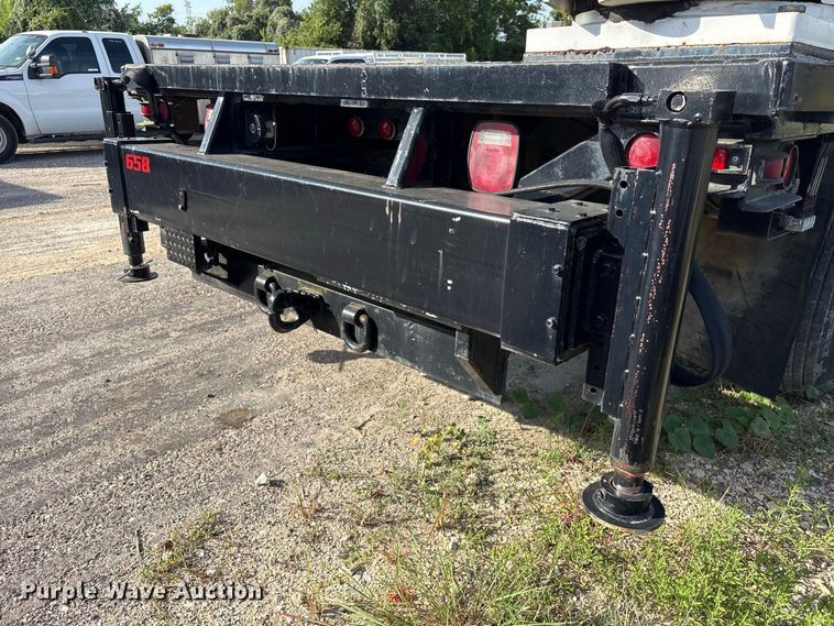 image for item EU0857 1999 Chevrolet C7 flatbed truck