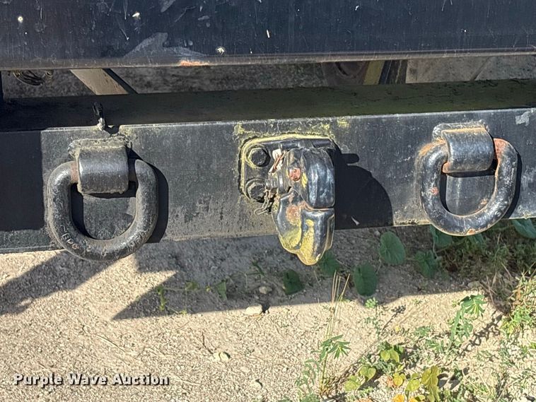 image for item EU0857 1999 Chevrolet C7 flatbed truck