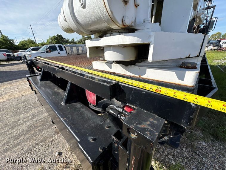 image for item EU0857 1999 Chevrolet C7 flatbed truck