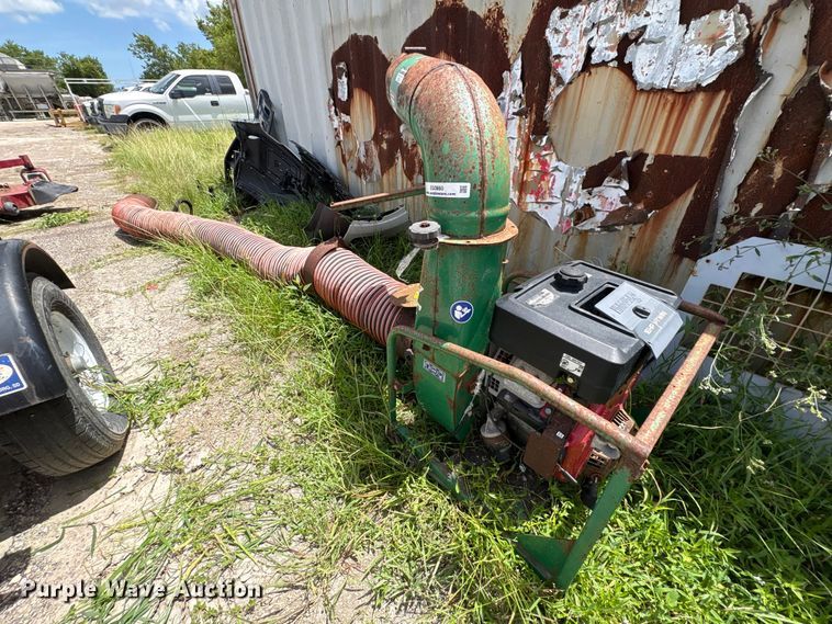 image for item EU0860 Billy Goat HTR 1600 VN debris vacuum