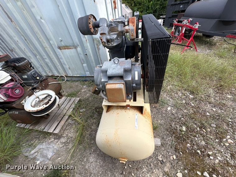 image for item EU0865 Ingersoll Rand 7700 air compressor