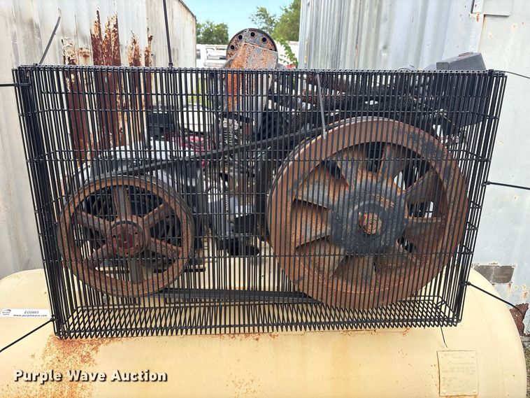 image for item EU0865 Ingersoll Rand 7700 air compressor