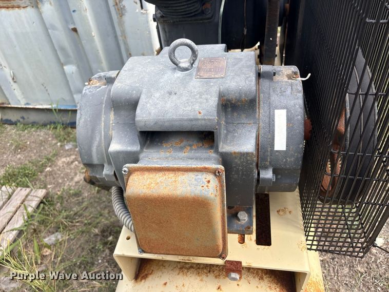 image for item EU0865 Ingersoll Rand 7700 air compressor