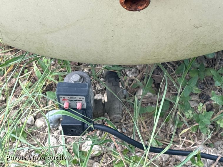 image for item EU0865 Ingersoll Rand 7700 air compressor