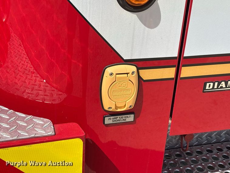 image for item EU0870 2008 Spartan Diamond Series pumper fire truck