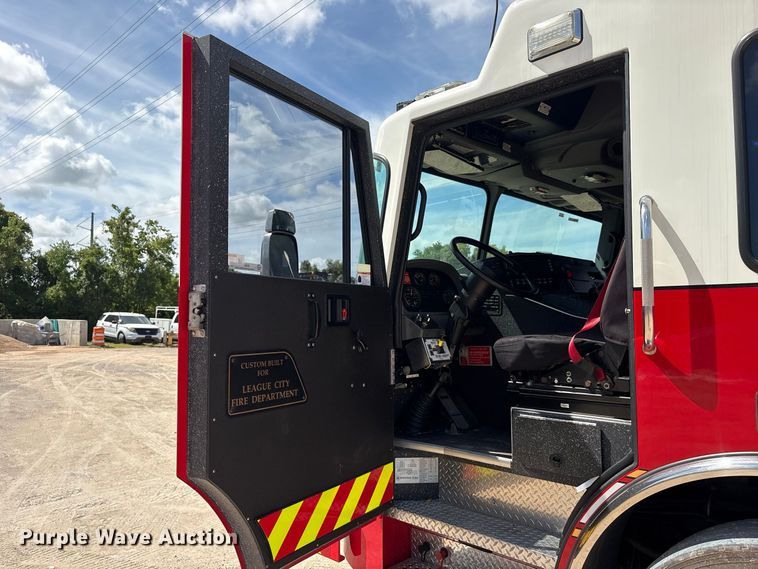image for item EU0870 2008 Spartan Diamond Series pumper fire truck
