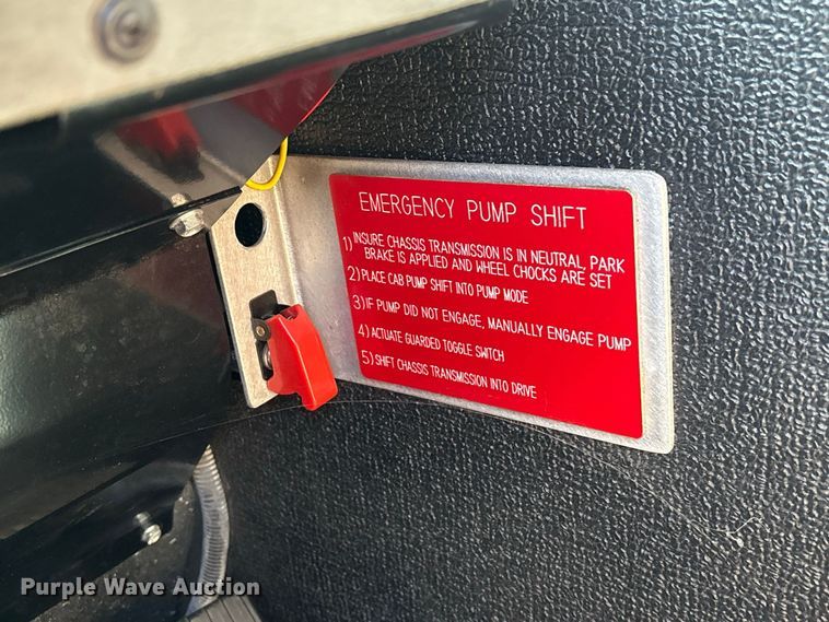 image for item EU0870 2008 Spartan Diamond Series pumper fire truck