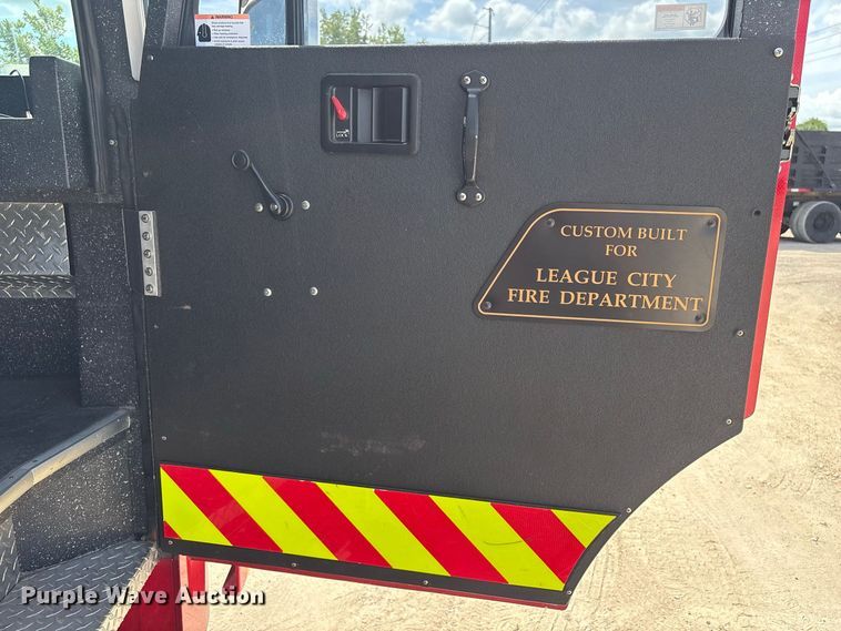 image for item EU0870 2008 Spartan Diamond Series pumper fire truck
