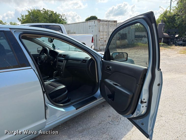 image for item EU0880 2010 Ford Fusion 