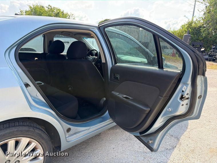 image for item EU0880 2010 Ford Fusion 