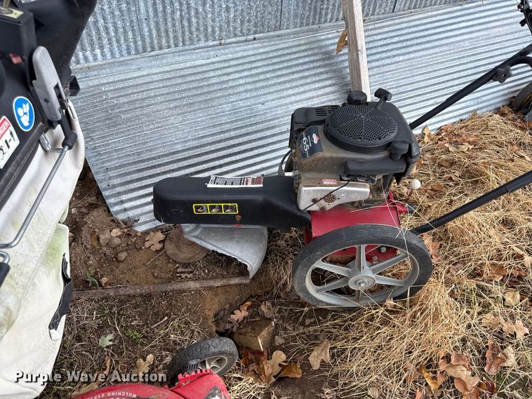 image for item EV6210 Lawn equipment