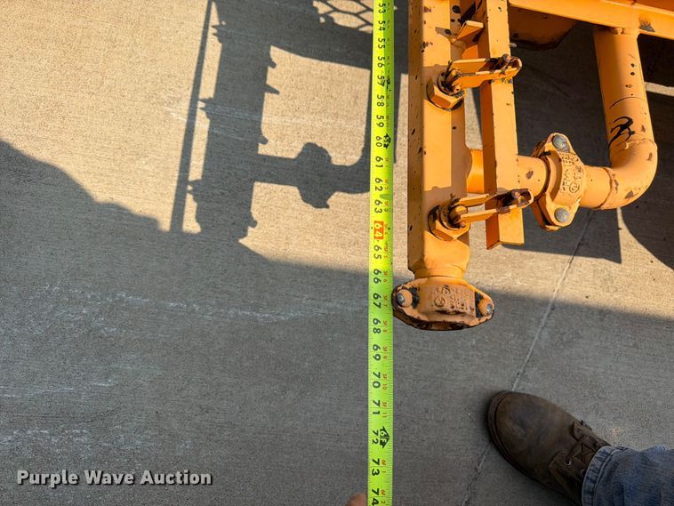 image for item EW2171 2015 Diamond Bilt crack sealer