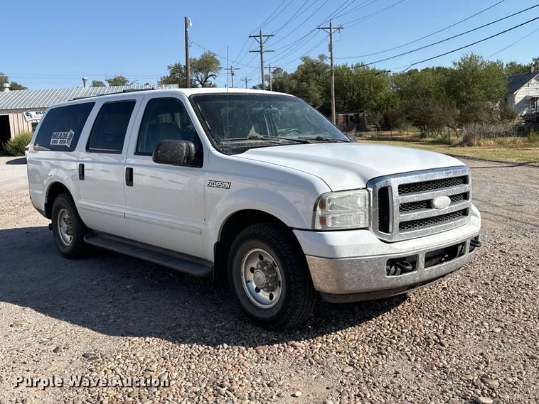 image for item EW4321 2005 Ford Excursion SUV