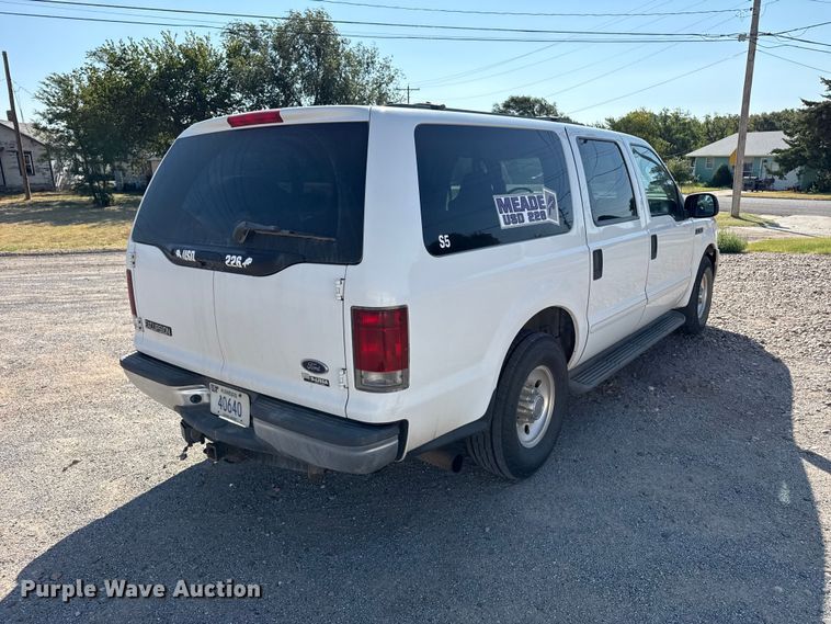 image for item EW4321 2005 Ford Excursion SUV