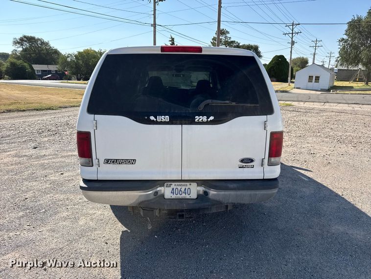 image for item EW4321 2005 Ford Excursion SUV