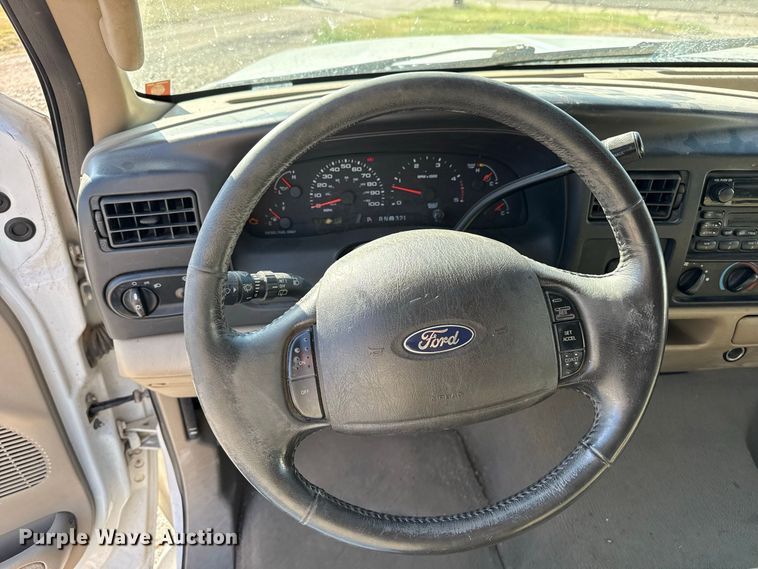 image for item EW4321 2005 Ford Excursion SUV