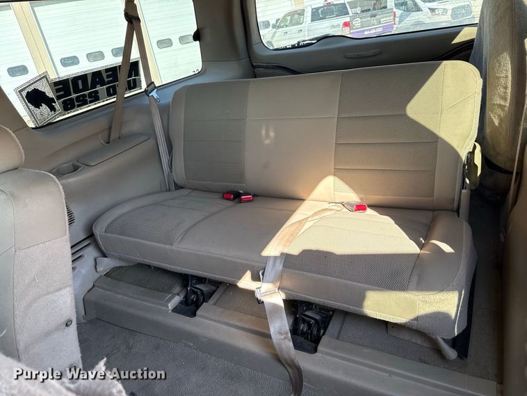 image for item EW4321 2005 Ford Excursion SUV