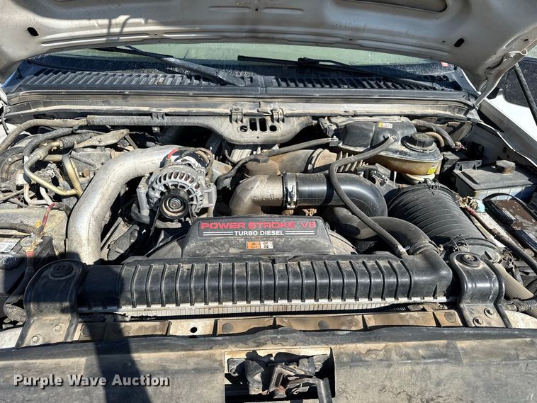 image for item EW4321 2005 Ford Excursion SUV