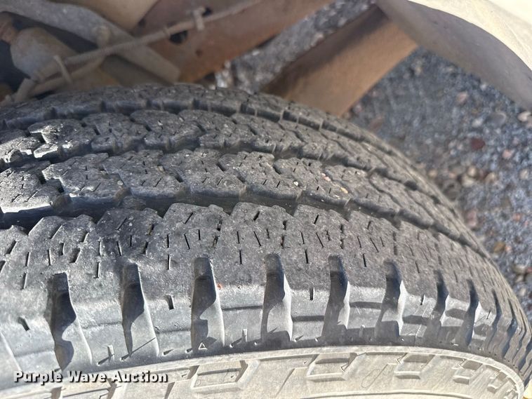 image for item EW4321 2005 Ford Excursion SUV