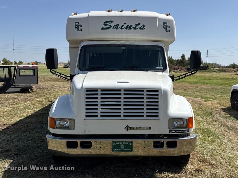 image for item EW4330 2002 International 3400 transit bus
