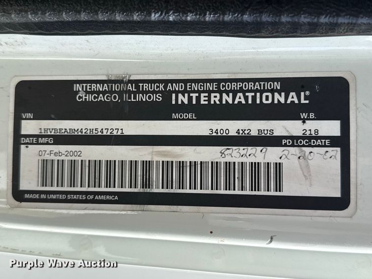 image for item EW4330 2002 International 3400 transit bus