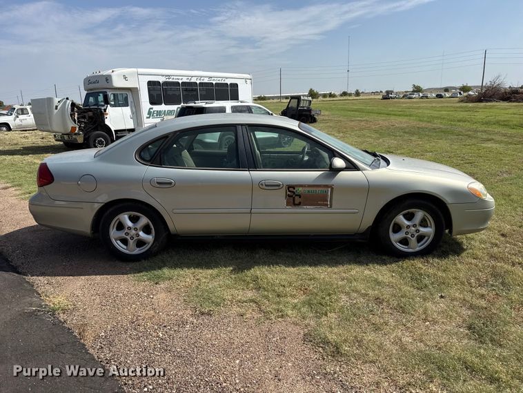 image for item EW4331 2003 Ford Taurus 