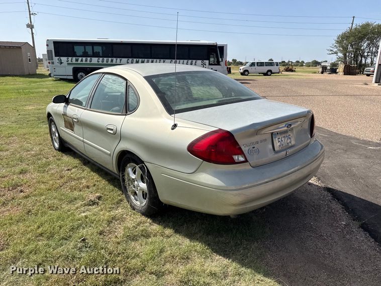 image for item EW4331 2003 Ford Taurus 