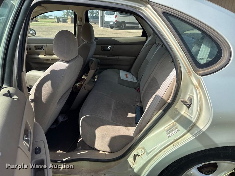 image for item EW4331 2003 Ford Taurus 