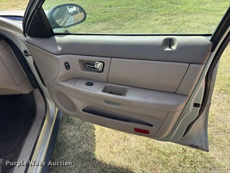 image for item EW4331 2003 Ford Taurus 