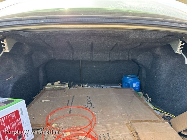 image for item EW4331 2003 Ford Taurus 