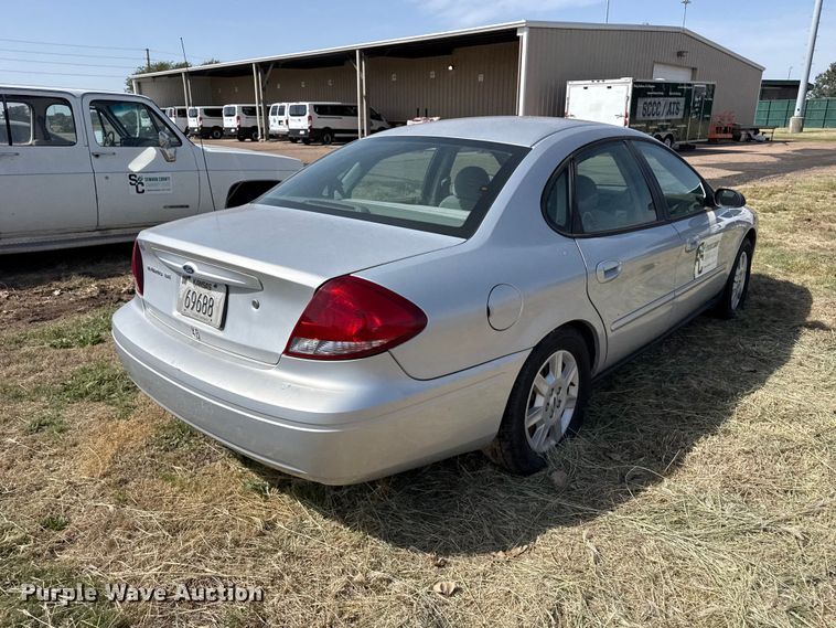 image for item EW4333 2007 Ford Taurus 