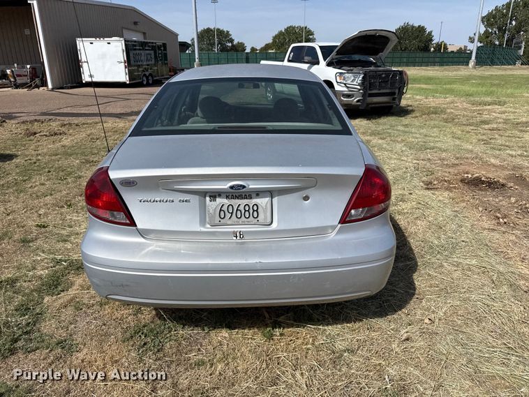 image for item EW4333 2007 Ford Taurus 