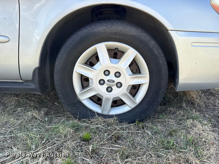 image for item EW4333 2007 Ford Taurus 