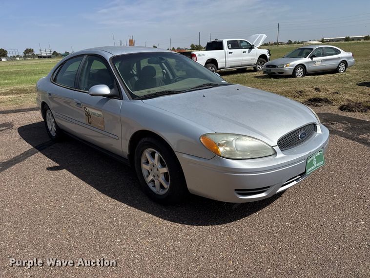 image for item EW4334 2005 Ford Taurus 