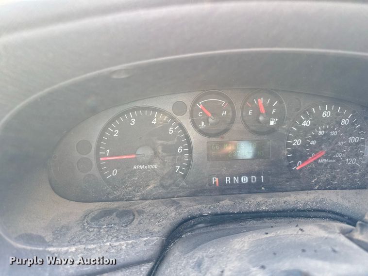 image for item EW4334 2005 Ford Taurus 