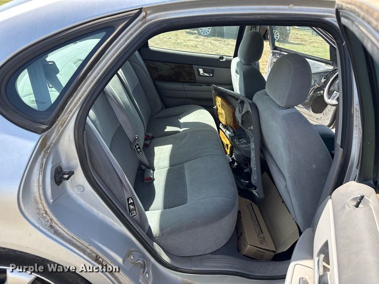 image for item EW4336 2003 Ford Taurus 