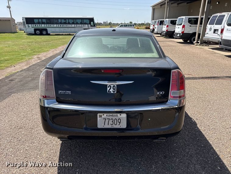 image for item EW4338 2012 Chrysler 300 