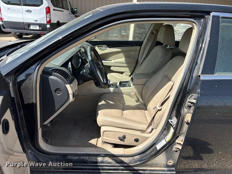 image for item EW4338 2012 Chrysler 300 