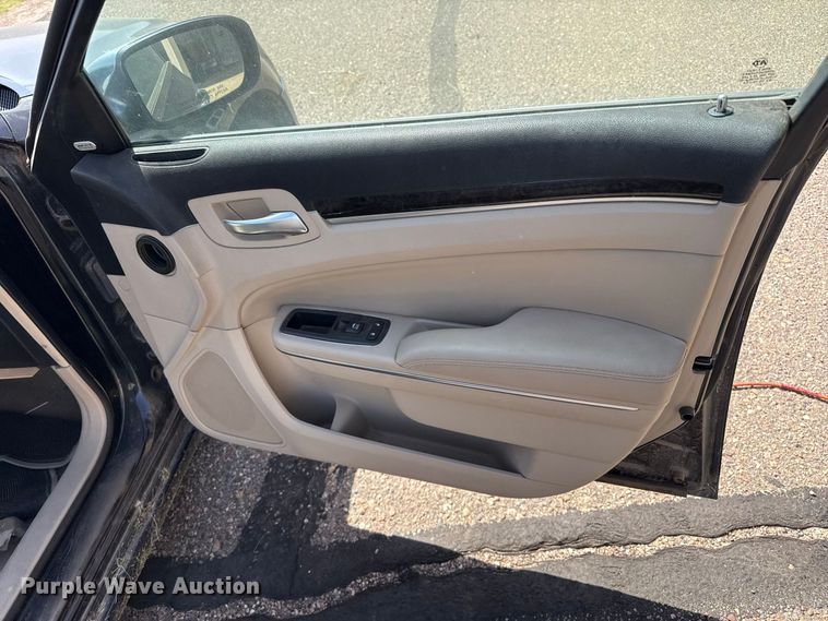 image for item EW4338 2012 Chrysler 300 