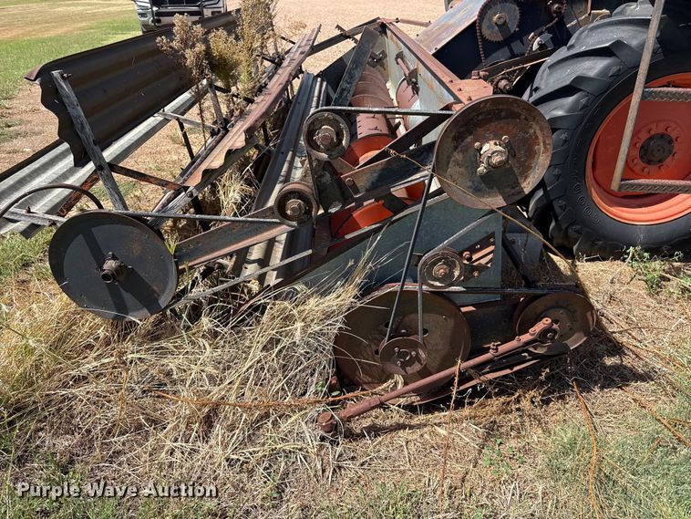 image for item EW4341 Gleaner Baldwin combine